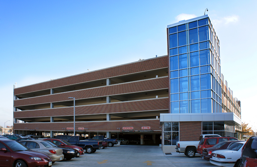 Vine Street Parking Garage